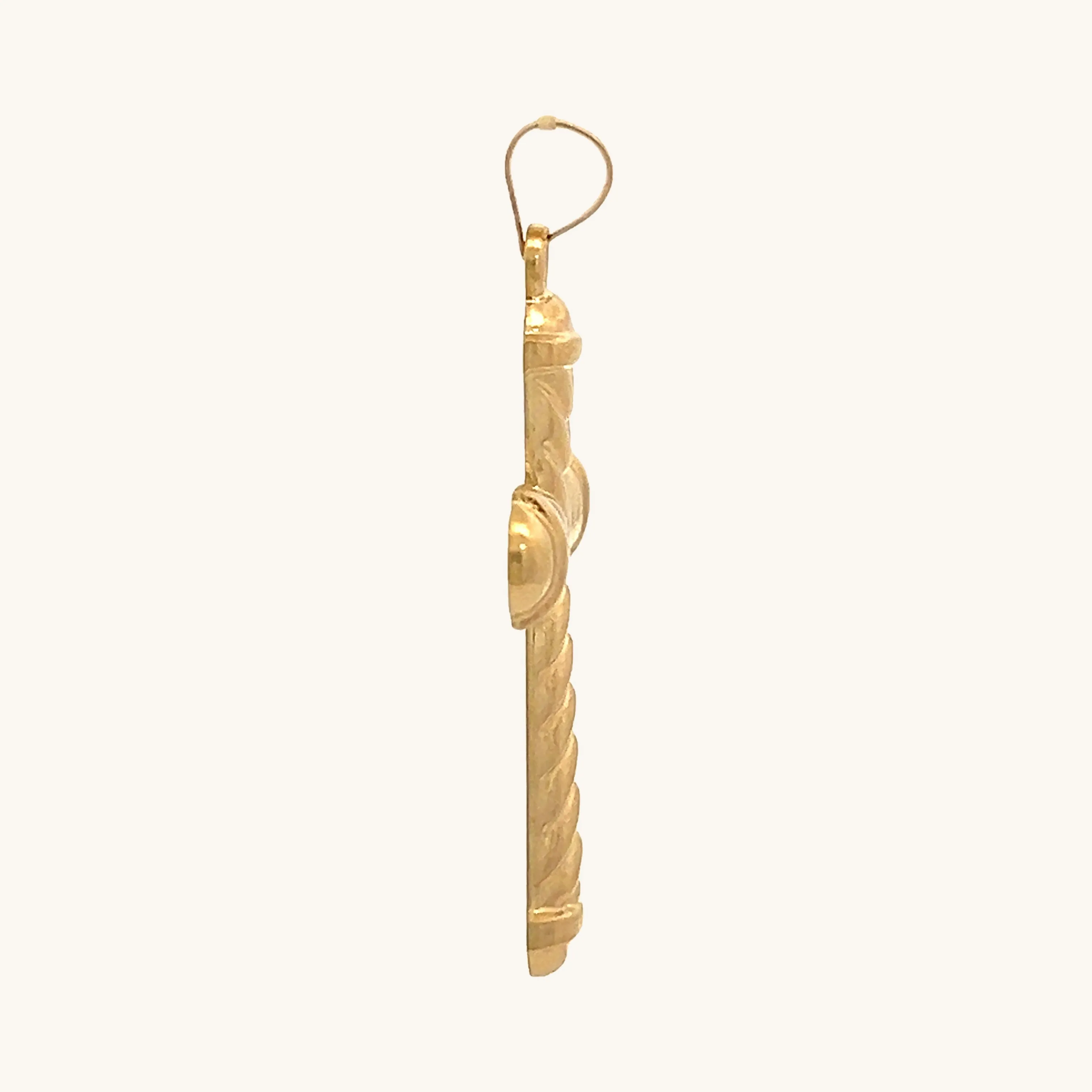 14K YELLOW GOLD LARGE CHEVRON CROSS