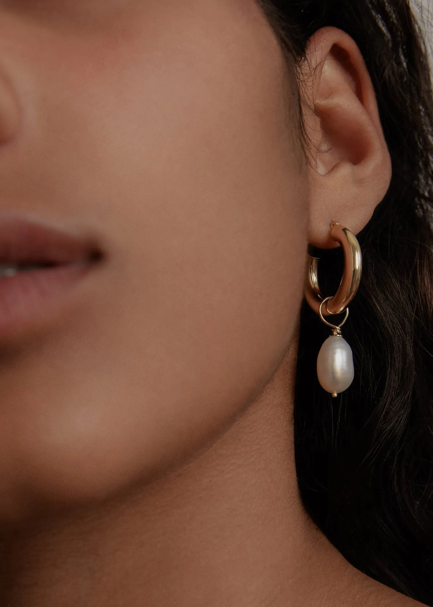 Baroque Pearl Hoop Earrings