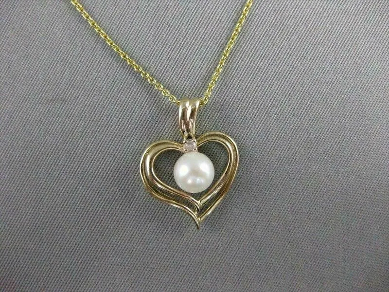 ESTATE DIAMOND & AAA PEARL 14KT YELLOW GOLD 3D OPEN HEART SOLITAIRE PENDANT 1085