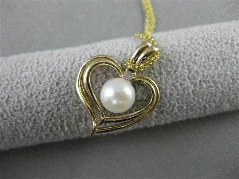 ESTATE DIAMOND & AAA PEARL 14KT YELLOW GOLD 3D OPEN HEART SOLITAIRE PENDANT 1085