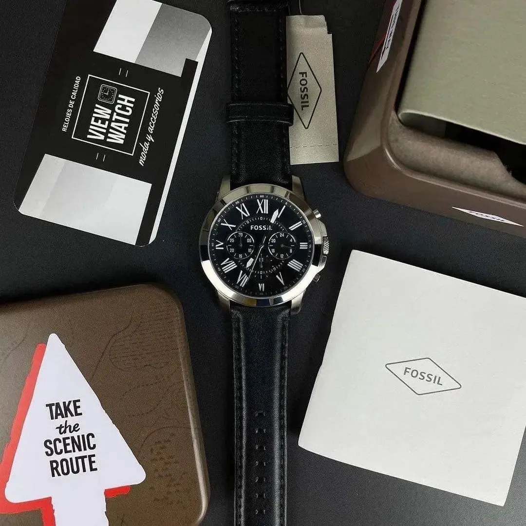 FS4812 Fossil Men's Watch – Premium Leather, Chronograph Dial