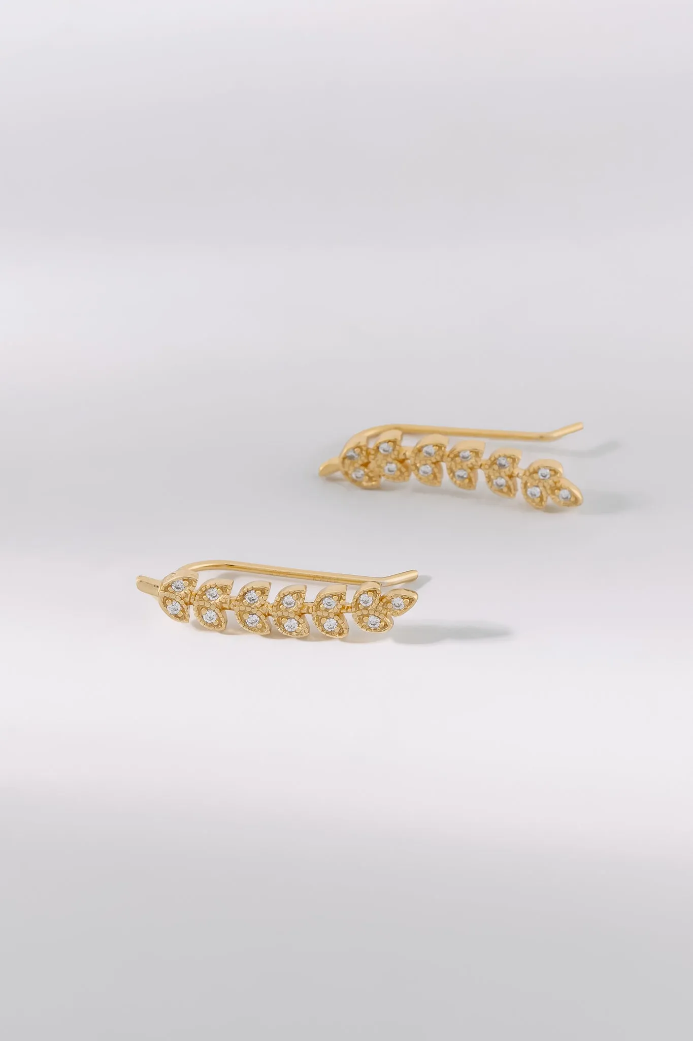 LAUREL | EAR CLIMBER
