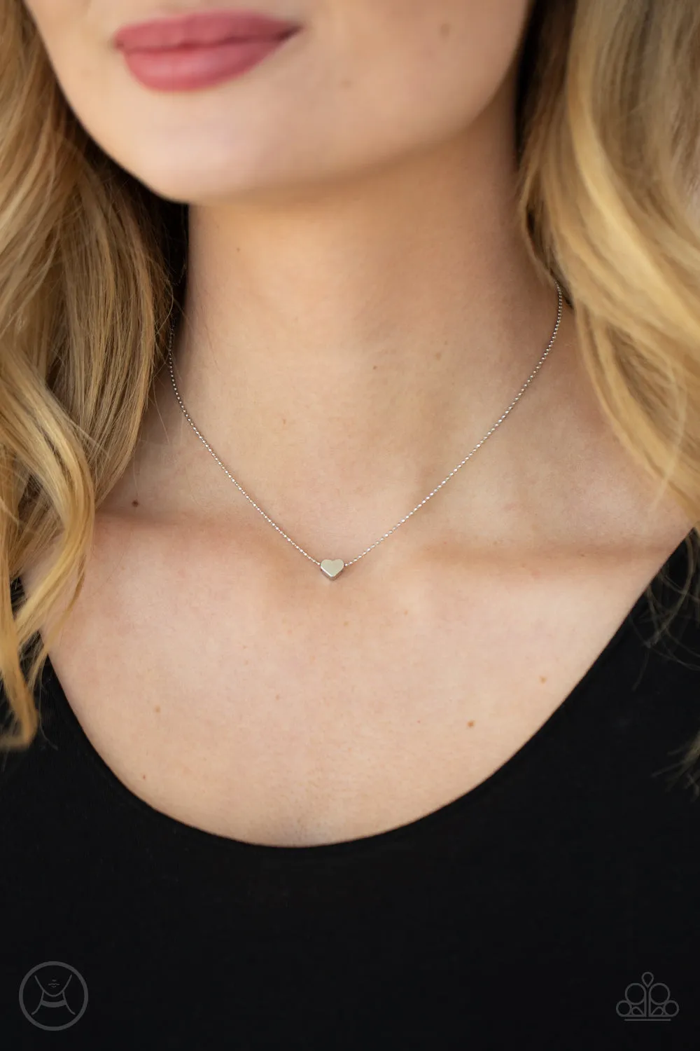 Paparazzi Necklace ~ Humble Heart - Silver