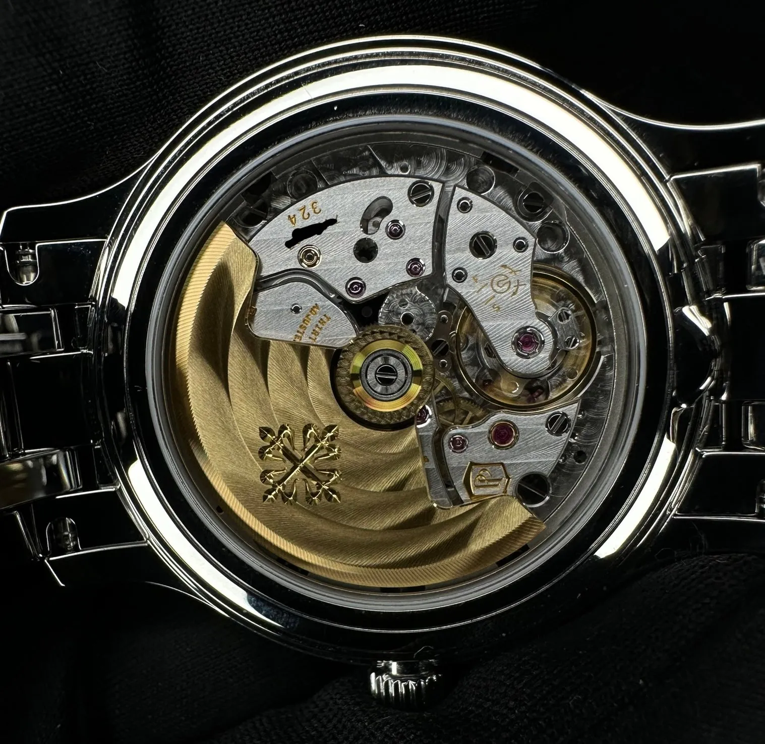 Patek Philippe Grand Complications 4947/1A-001 Annual Calendar Moonphase