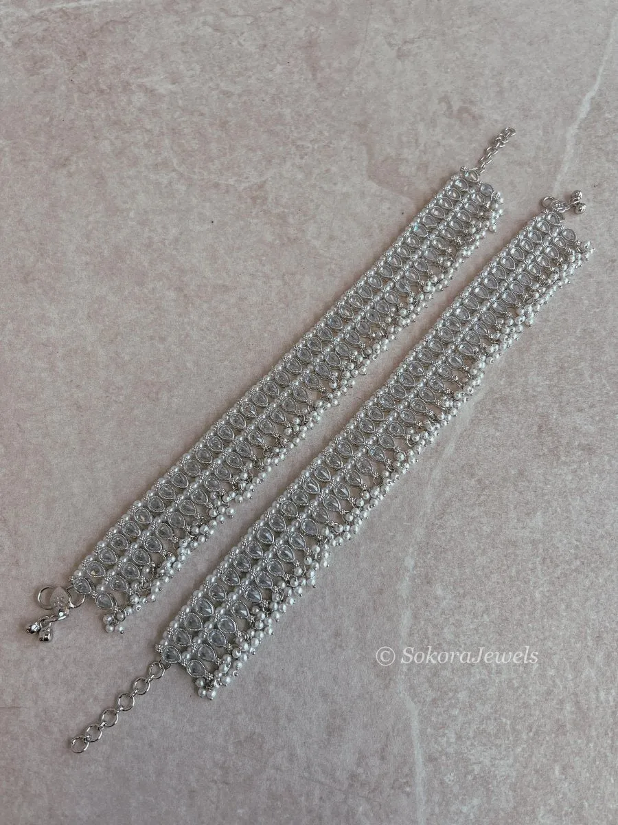 Priya Silver Anklets