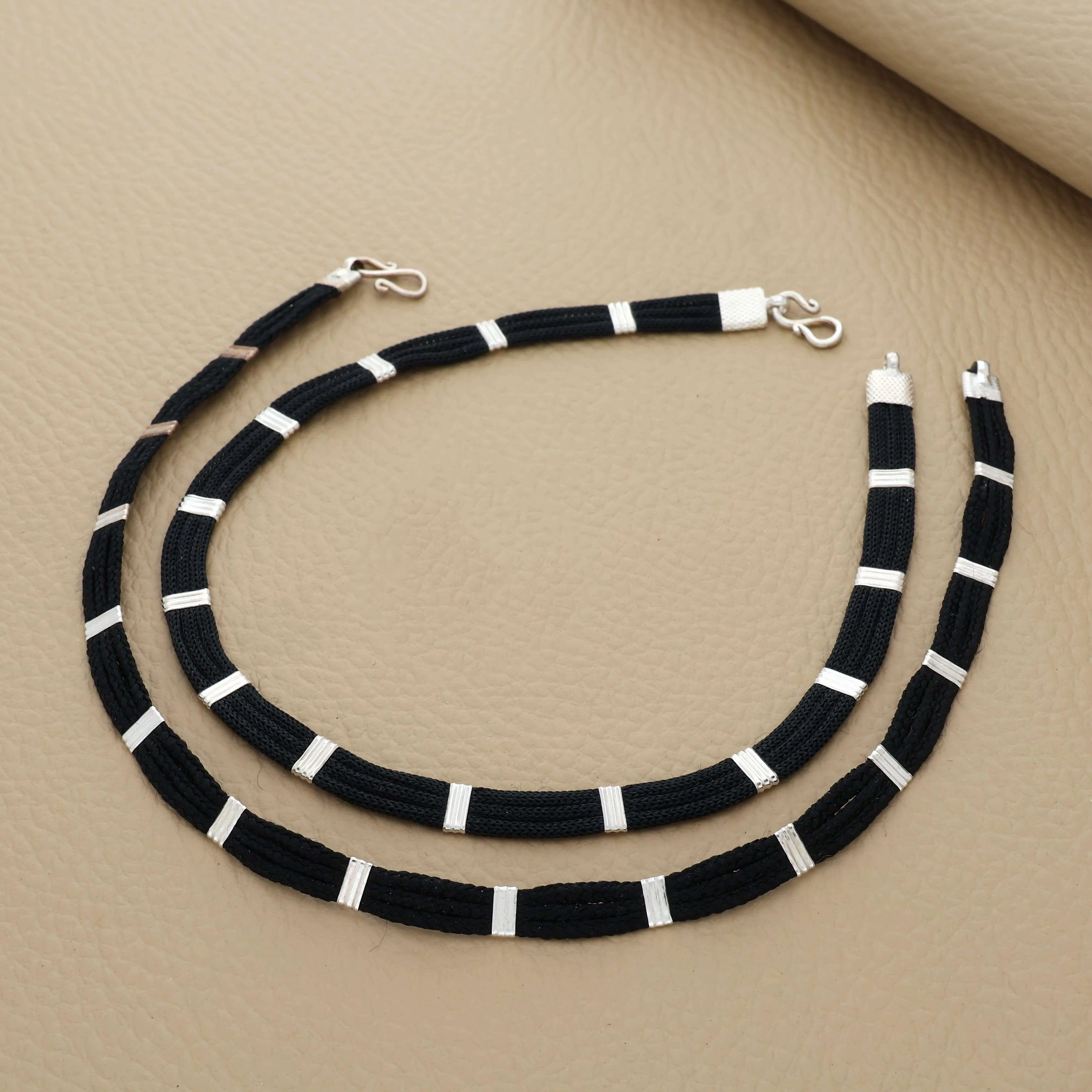 Simple Silver Thread Anklet (Pair)