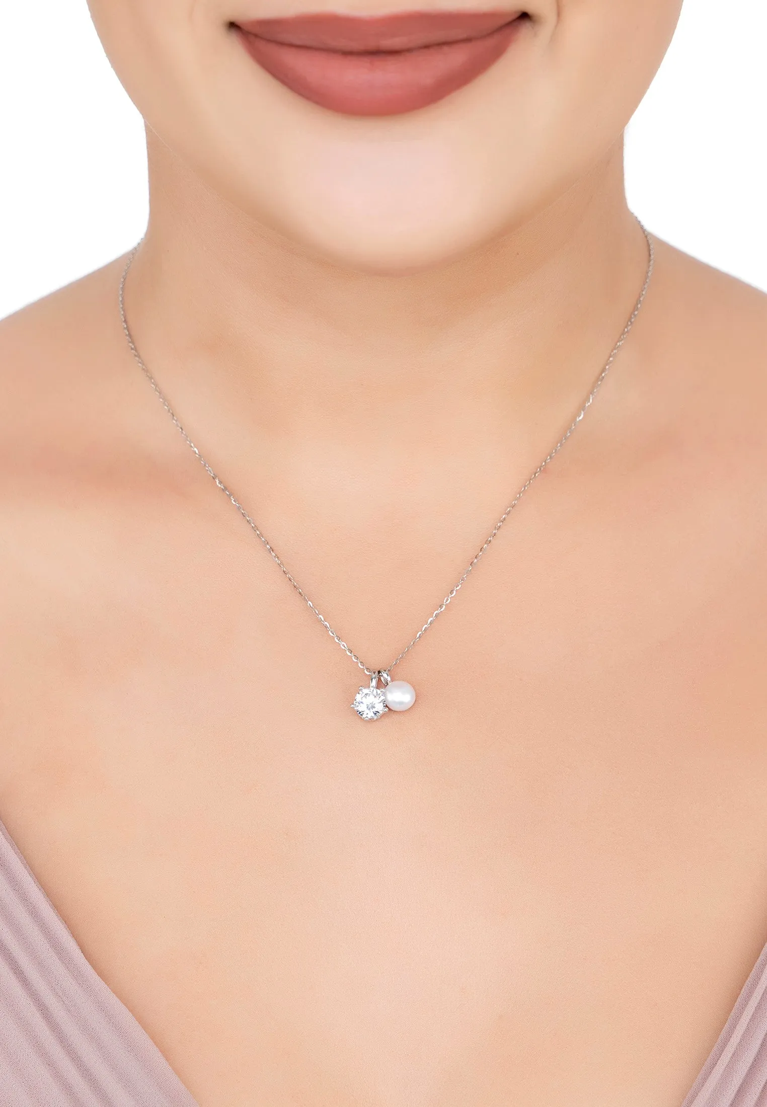 Solitaire And Pearl Necklace Silver